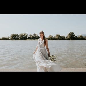 Truvelle Alexandra Wedding Dress size 8